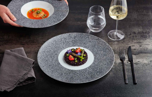 RAW talíř mělký 32 cm